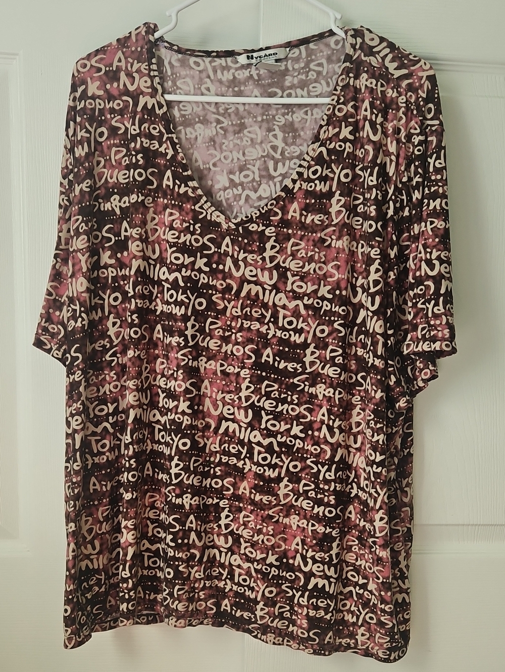 NYCARD Collection 3X World Cities Print Blouse